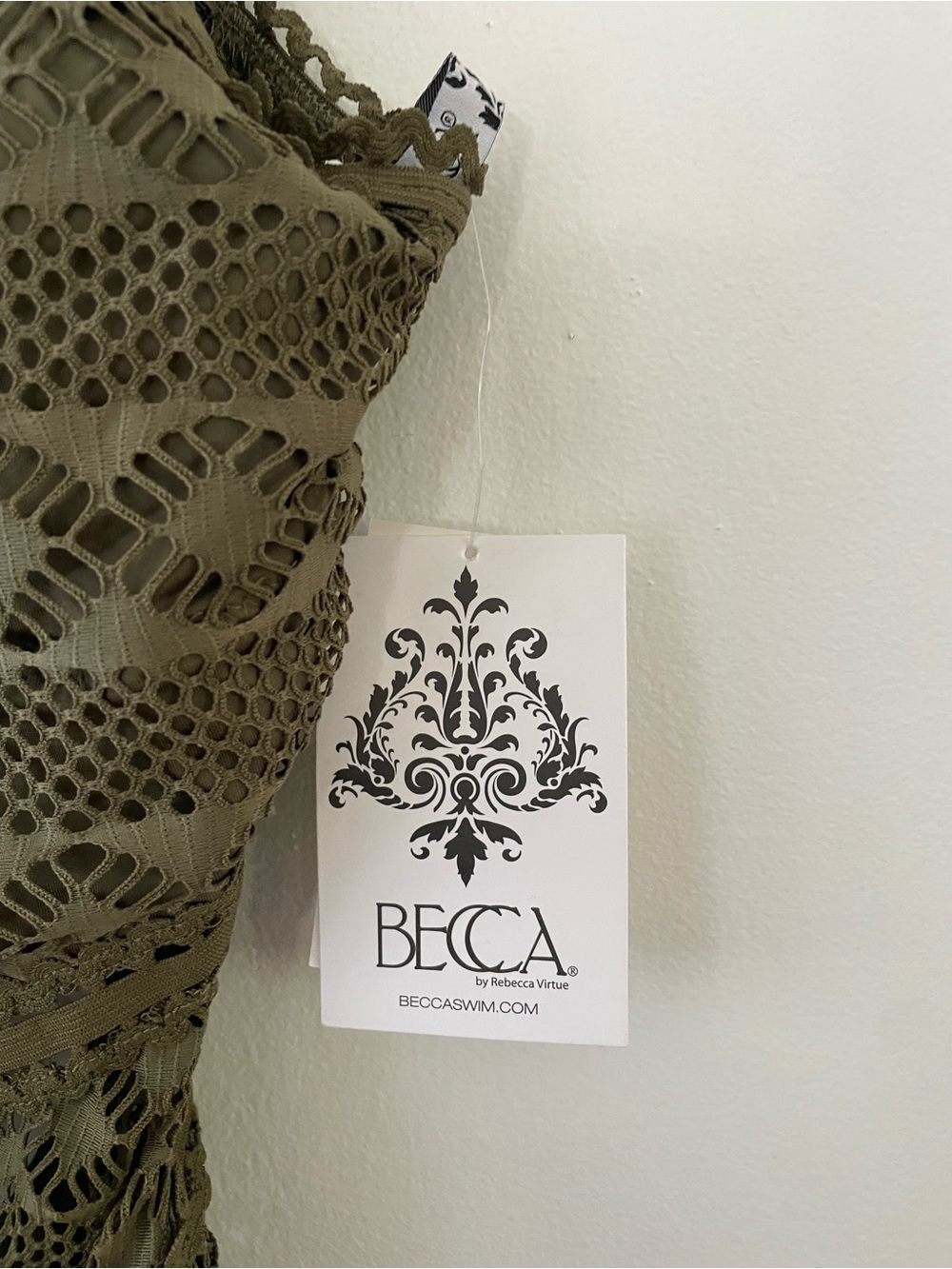 BECCA Color Play High Neck Halter Crochet Style One-Piece Swimsuit Size L - Picture 6 of 7